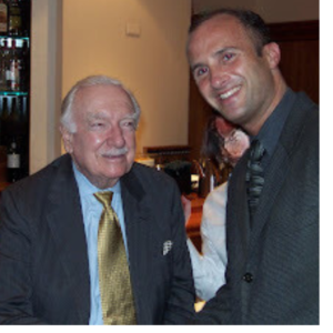 Mitch Goldstone (ScanMyPhotos) Dinner with CBS News' Walter Cronkite in 2002